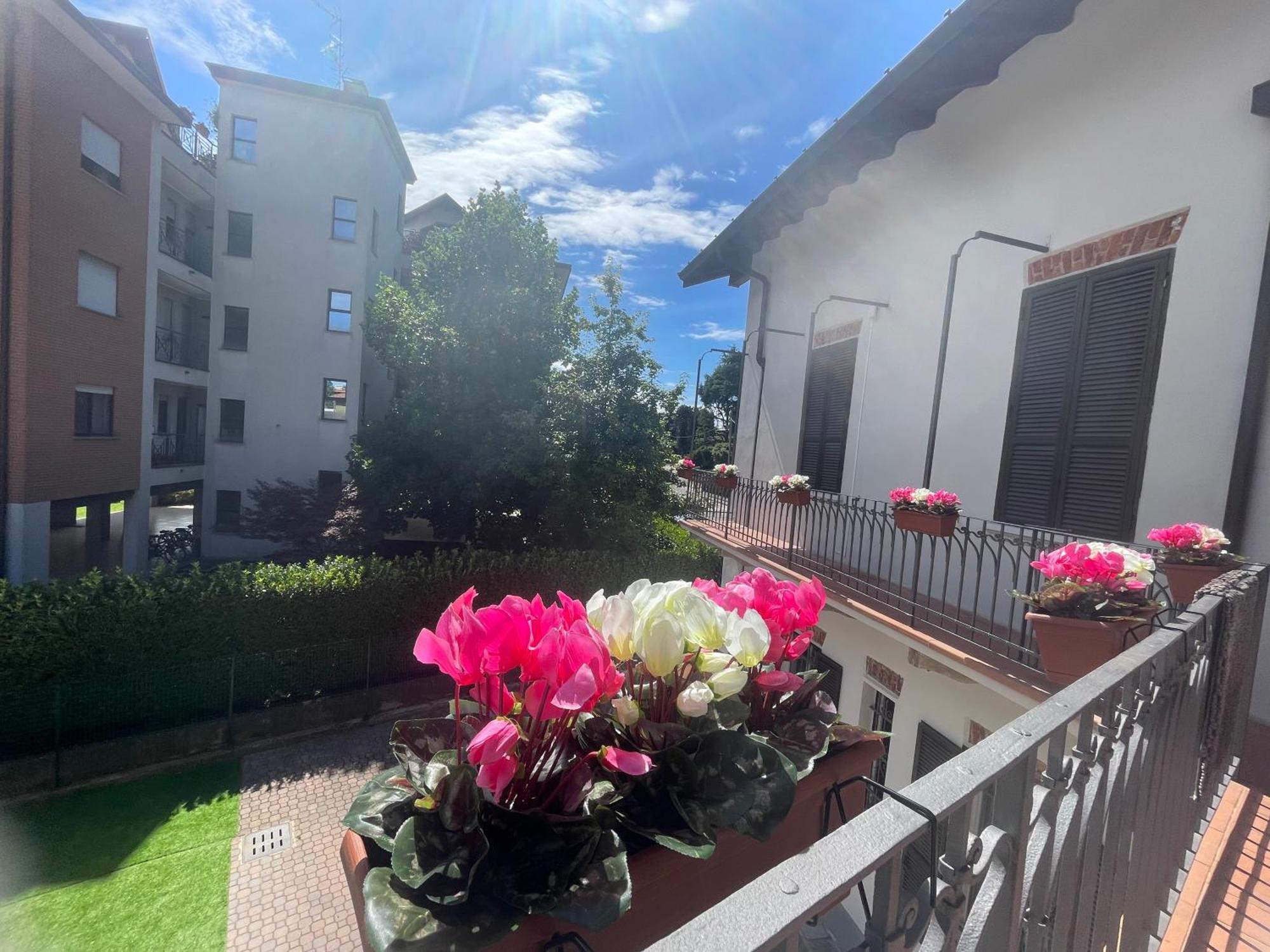 Villa Simona Malpensa Gallarate Ngoại thất bức ảnh